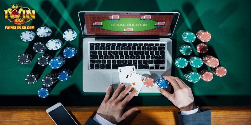 Luật chơi cụ thể trong trò chơi Poker IWIN